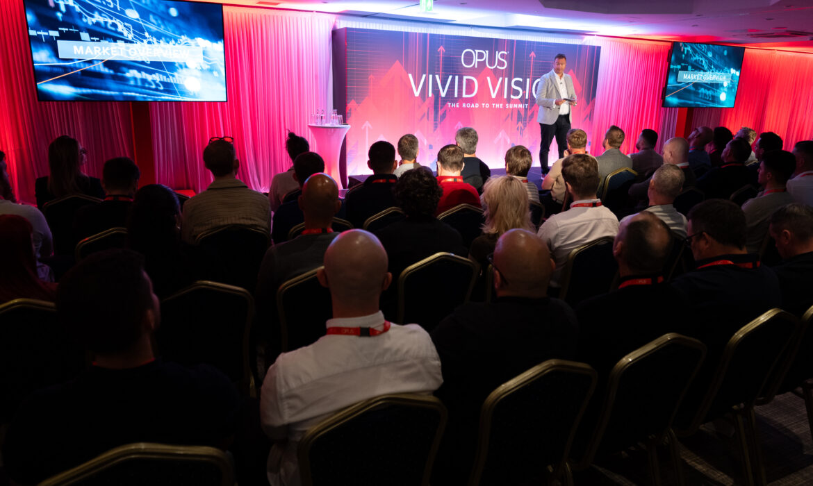 Opus Vivid Vision 06-06-2025-197